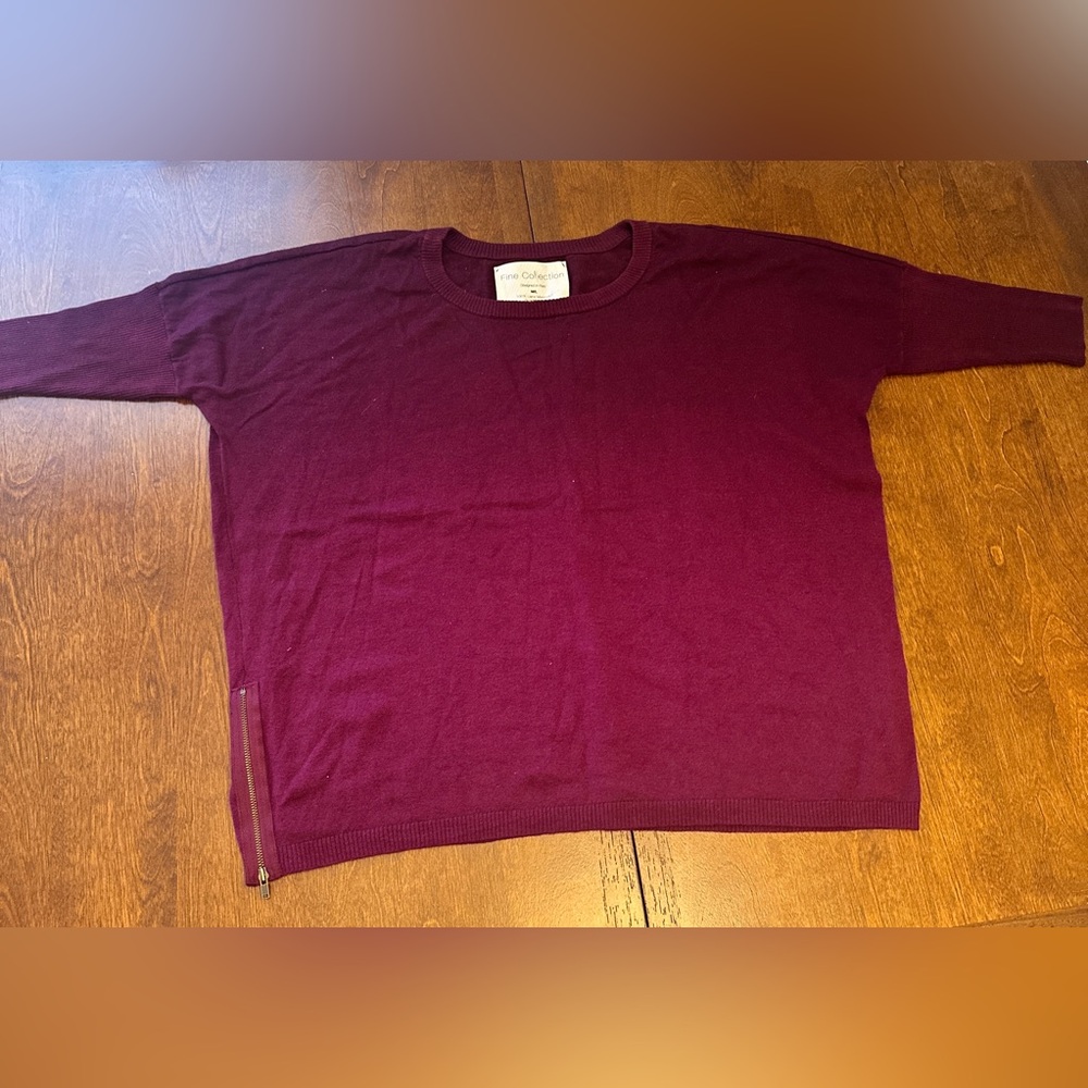 100% Wool Women's Purple Crew Neck Sweater